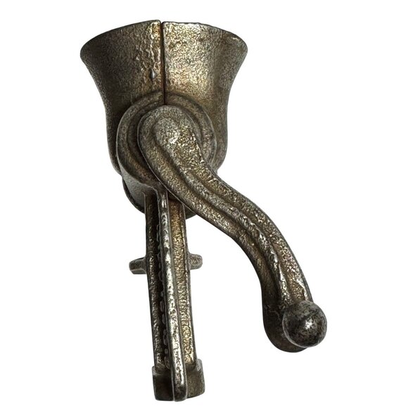 Vintage Cast Iron Meat Grinder L.P. & Co. NYC USA Salesman Sample Childs Toy - Picture 9 of 15
